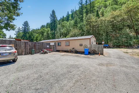 12071 Old Stage Road Gold Hill OR 97525