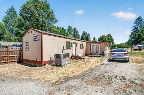 12071 Old Stage Road Gold Hill OR 97525