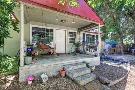 12071 Old Stage Road Gold Hill OR 97525