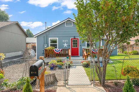 845 NW Claypool Street Prineville OR 97754