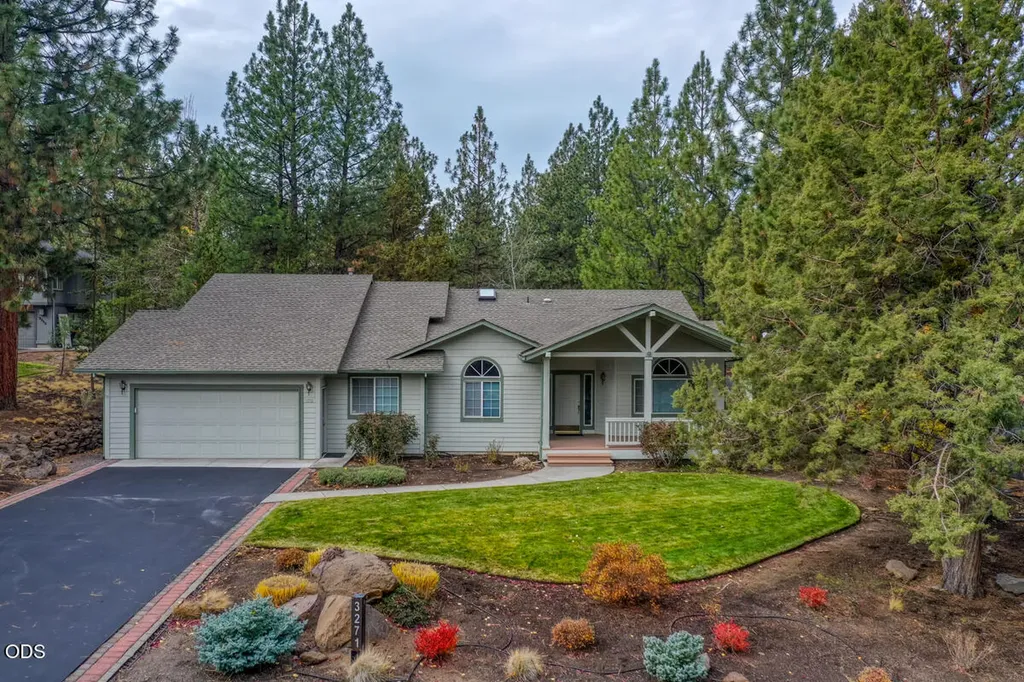 3271 NW Melville Drive Bend OR 97703
