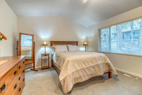 3271 NW Melville Drive Bend OR 97703