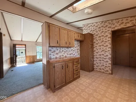 6801 Waggoner Court Klamath Falls OR 97603