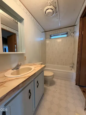 6801 Waggoner Court Klamath Falls OR 97603