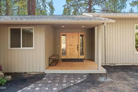 17842 Mt Hood Lane Sunriver OR 97707