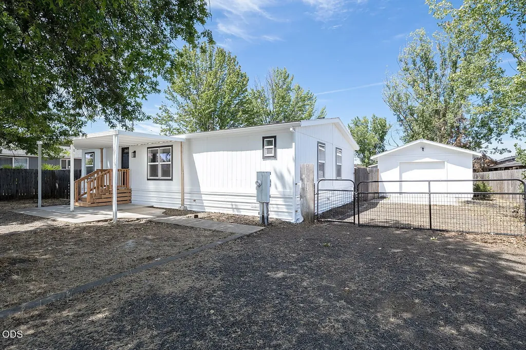 7927 Wilson Way White City OR 97503