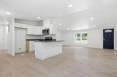 7927 Wilson Way White City OR 97503
