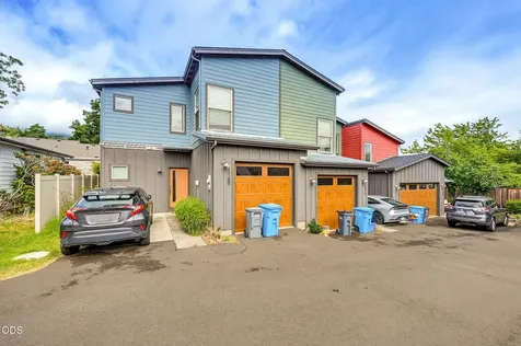 1169 Iowa Street Ashland OR 97520
