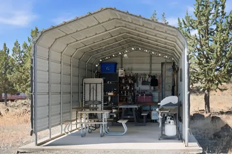 11729 SW Airfield Lane Culver OR 97734