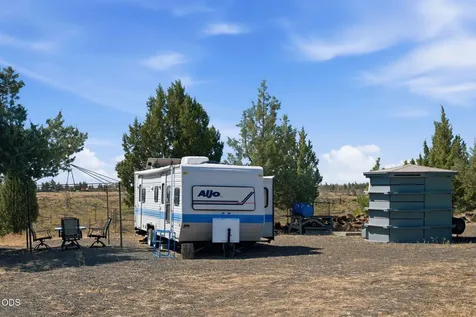 11729 SW Airfield Lane Culver OR 97734