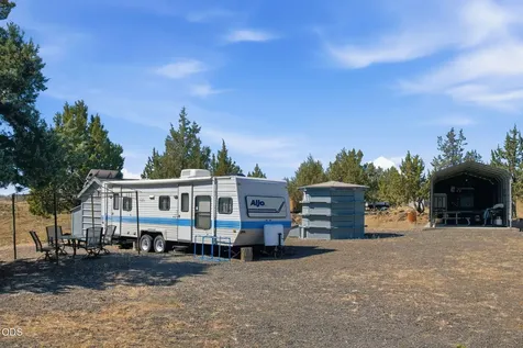 11729 SW Airfield Lane Culver OR 97734