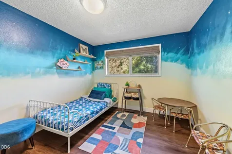 832 La Loma Drive Medford OR 97504