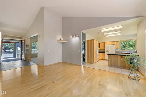 474 Tanager Drive Redmond OR 97756