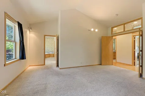474 Tanager Drive Redmond OR 97756