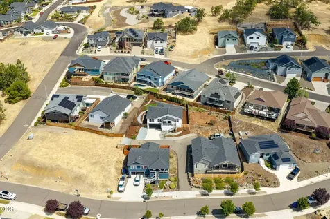 1031 Ruby Meadows Drive Eagle Point OR 97524