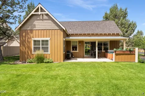 320 Split Rail Lane Redmond OR 97756