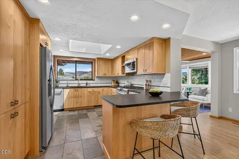 1056 Beswick Way Ashland OR 97520
