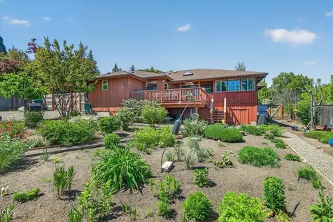 1056 Beswick Way Ashland OR 97520