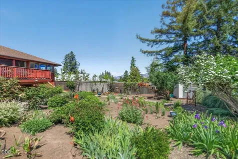 1056 Beswick Way Ashland OR 97520