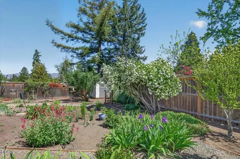 1056 Beswick Way Ashland OR 97520