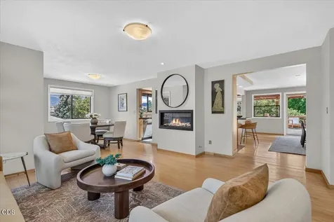1056 Beswick Way Ashland OR 97520