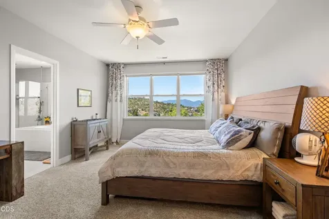 4680 Cloudcrest Drive Medford OR 97504