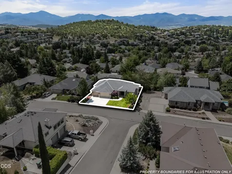 4680 Cloudcrest Drive Medford OR 97504