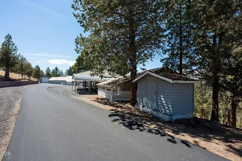 4252 SW Lakeview Culver OR 97734
