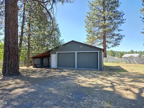 305 S Charley Avenue Chiloquin OR 97624
