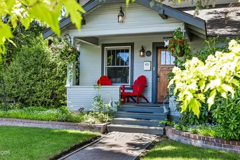 305 NW Columbia Street Bend OR 97703