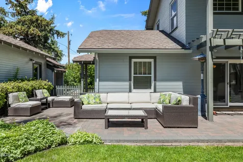305 NW Columbia Street Bend OR 97703