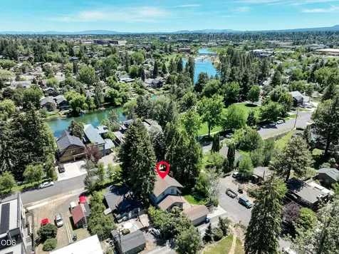 305 NW Columbia Street Bend OR 97703