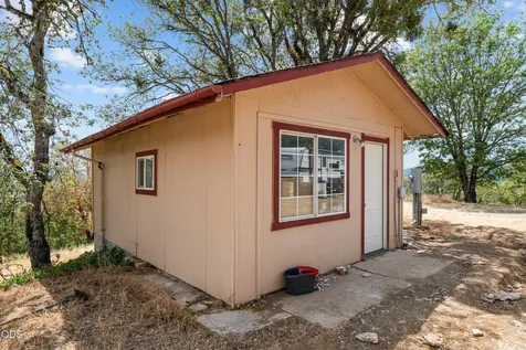 3480 Beagle Road White City OR 97503