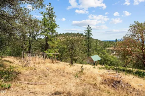 3480 Beagle Road White City OR 97503