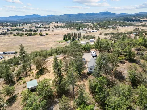3480 Beagle Road White City OR 97503