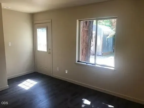 475 SE Douglas Street Bend OR 97702