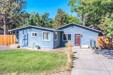 475 SE Douglas Street Bend OR 97702