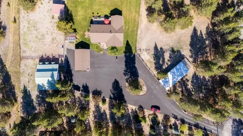 16250 South Drive La Pine OR 97739