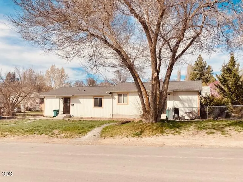 925 Fulton Street Klamath Falls OR 97601