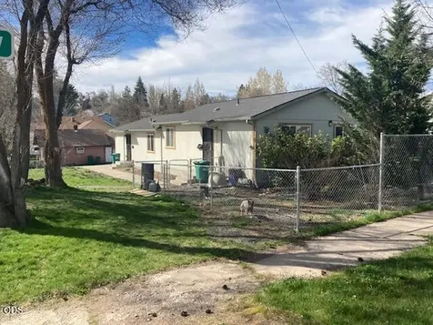 925 Fulton Street Klamath Falls OR 97601
