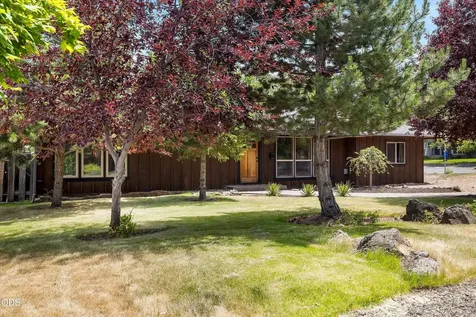 606 NE 9th Street Bend OR 97701