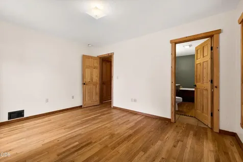 606 NE 9th Street Bend OR 97701