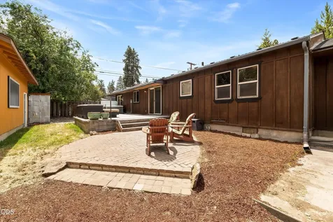 606 NE 9th Street Bend OR 97701