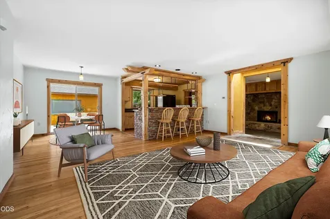 606 NE 9th Street Bend OR 97701