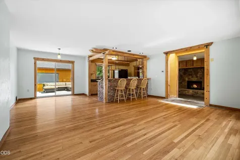 606 NE 9th Street Bend OR 97701