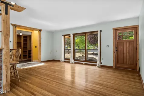 606 NE 9th Street Bend OR 97701