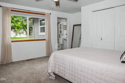 3665 Pine Tree Drive Klamath Falls OR 97603