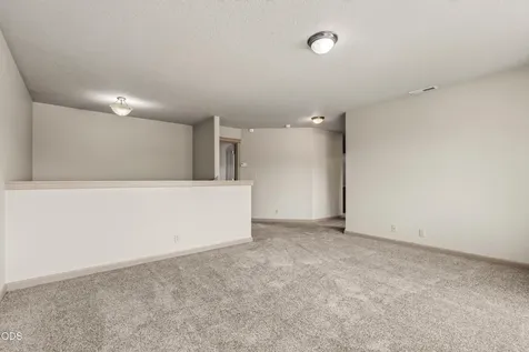 2865 SW Indian Place Redmond OR 97756