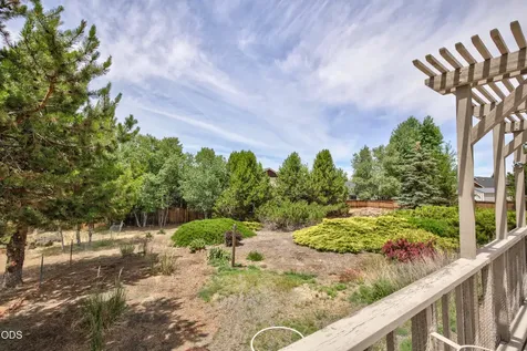 61145 Ladera Road Bend OR 97702