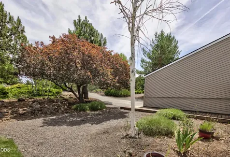 61145 Ladera Road Bend OR 97702